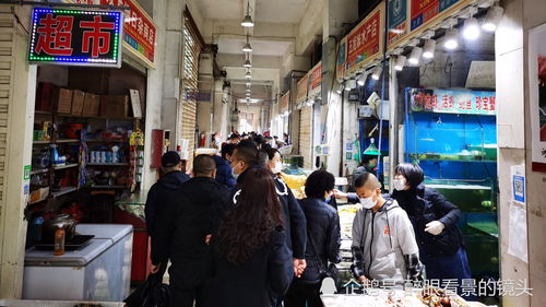 大年三十方欣市场人气旺 商户 很久没见这么多人了